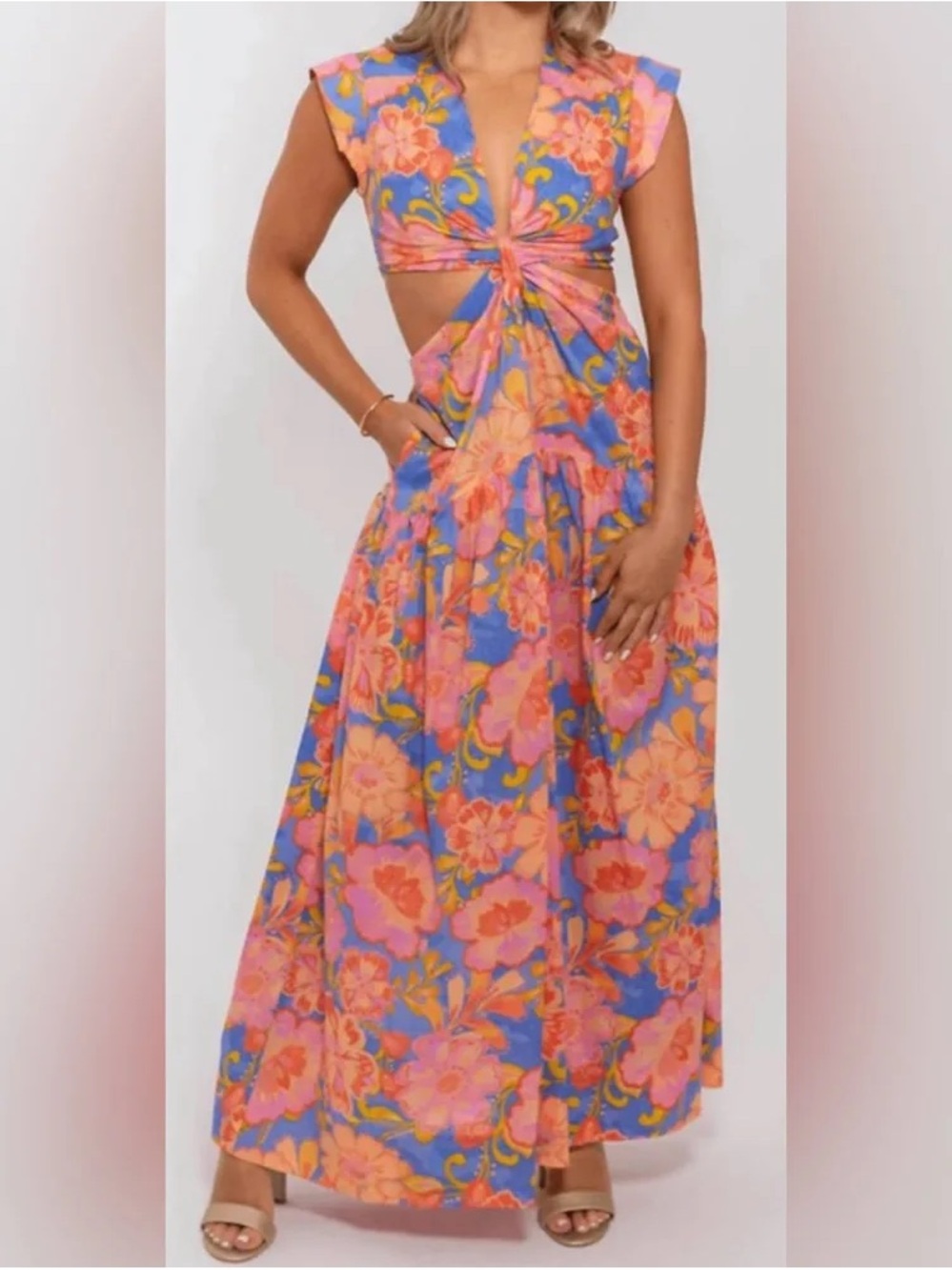 Karlie Maxi Cut Out Dress EUC Size M